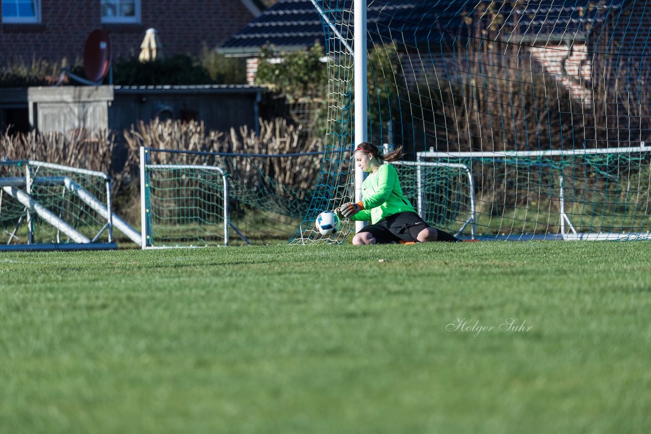 Bild 103 - B-Juniorinnen MSG Steinhorst Krummesse - SV Frisia 03 Risum Lindholm : Ergebnis: 0:5